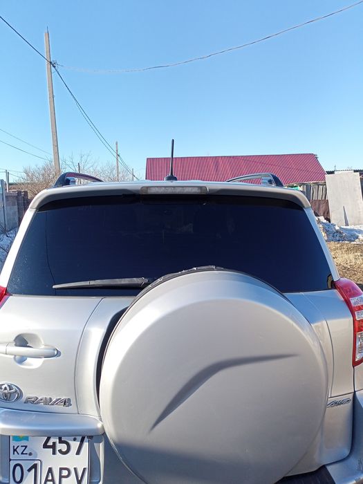 Тойота Рав 4 автомат