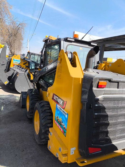 Мини-погрузчик XCMG XC740K -(0,45м³). SR760RU -(0,6м³)