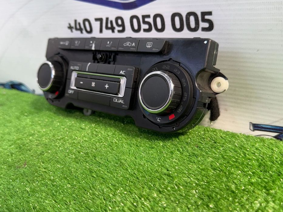 PANOU COMANDA AC / CLIMA SKODA SUPERB II Combi 2010 2.0 DIESEL COD OEM 3T0907044AR 5HB009749 - 44 2008-2015