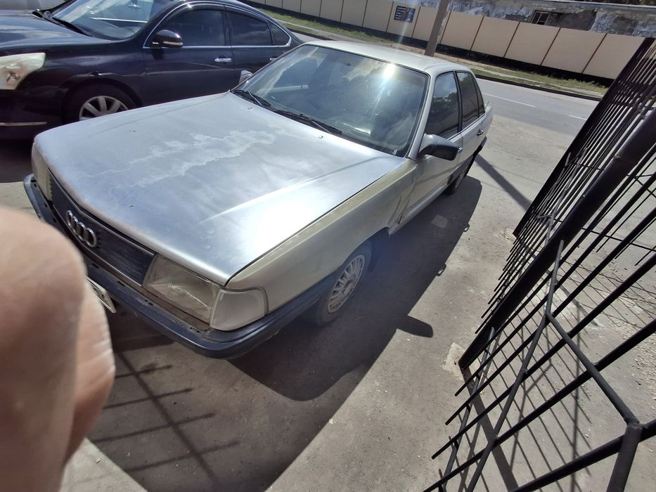 Продам Ауди 100с3 1.8