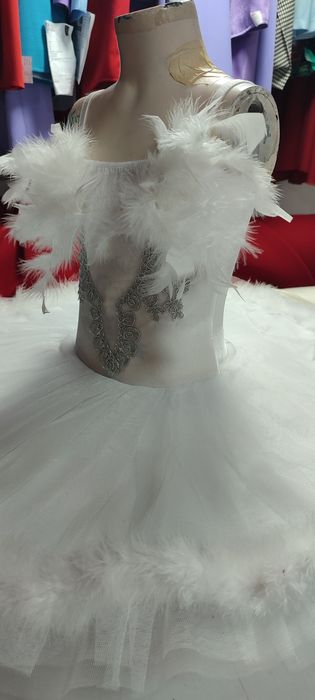 Tutu lebădă alba mic 4-5-6 ani