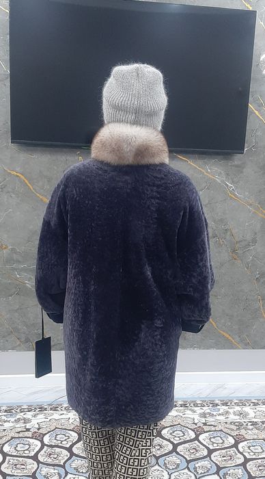 Продам шубу астроган
