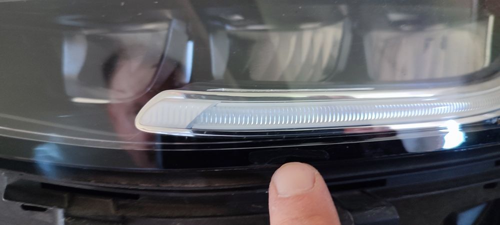 Far stanga mercedes GLC facelift