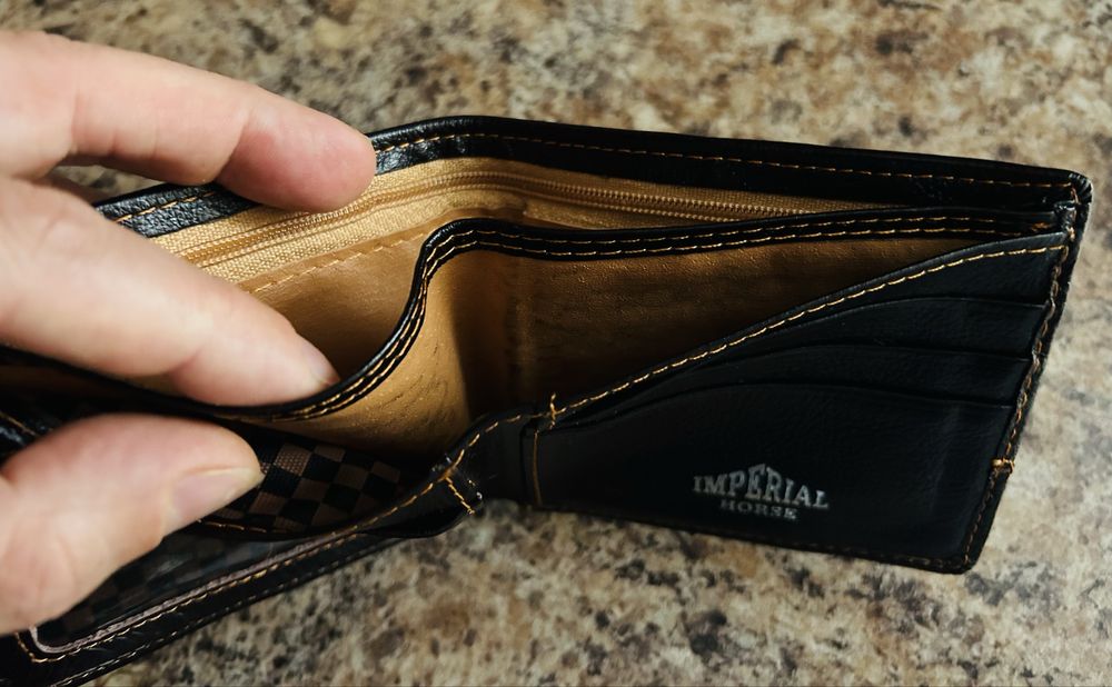 Портфейл естествена кожа