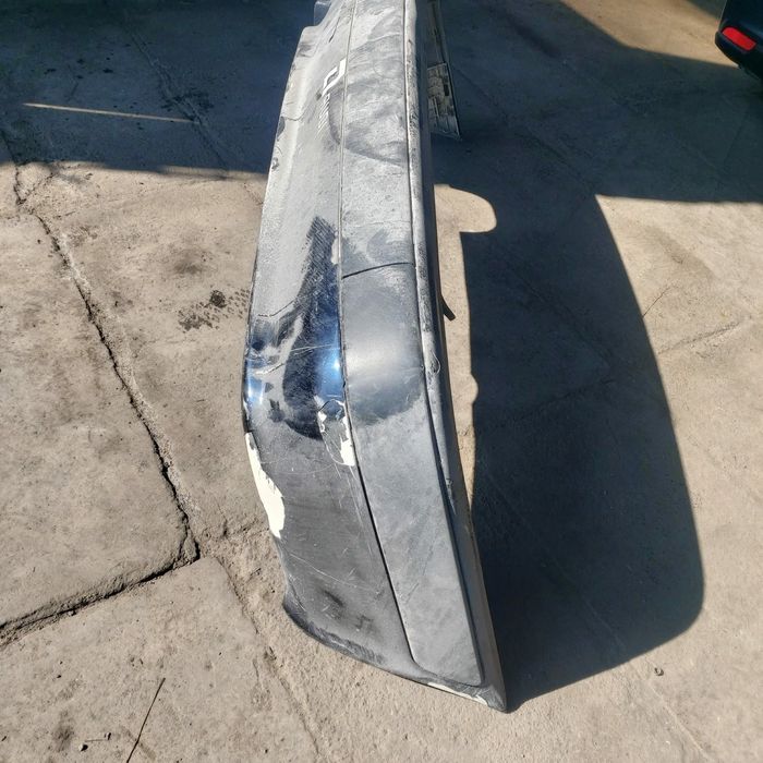 Бампер оригинал. Ауди Б4