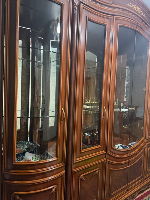 Продам свою гостиную стенку