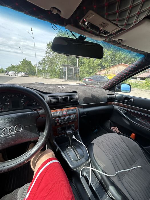 Ауди а4 в хорошем состояние