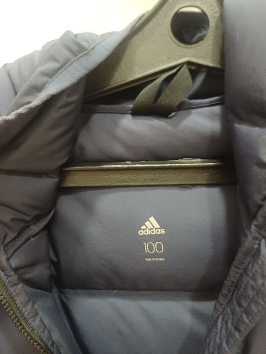 Продам курту Adidas осень Xs оригинал