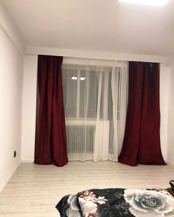Inchiriez apartament in regim hotelier