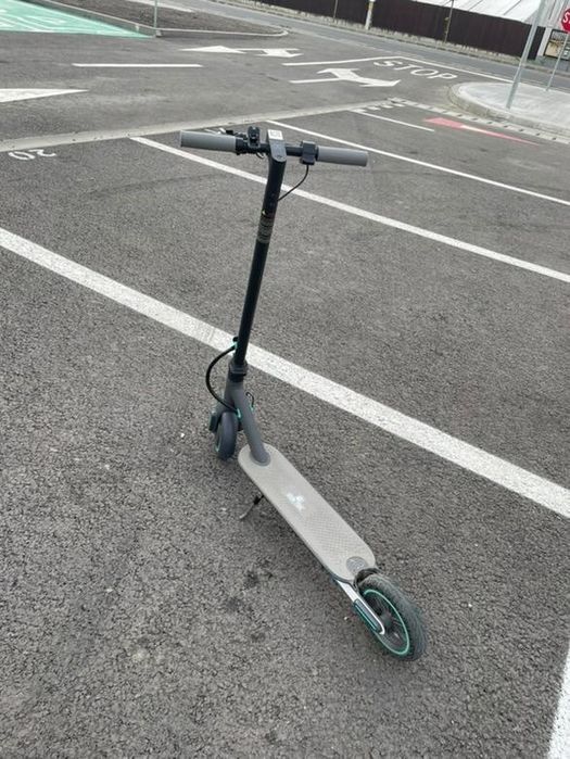 trotineta pe piese sau toată