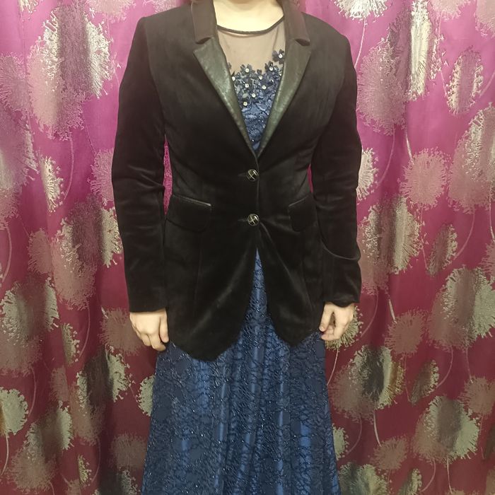 Продается велюровый пиджак