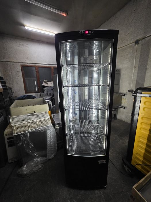 Сладкарска хладилна витрина с LED осветление