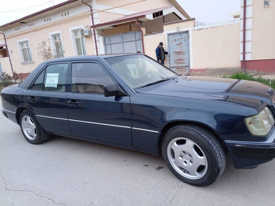 Мерседес сотилади