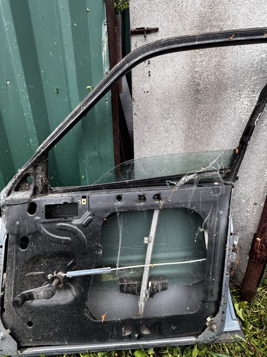 Двери audi 100 c3