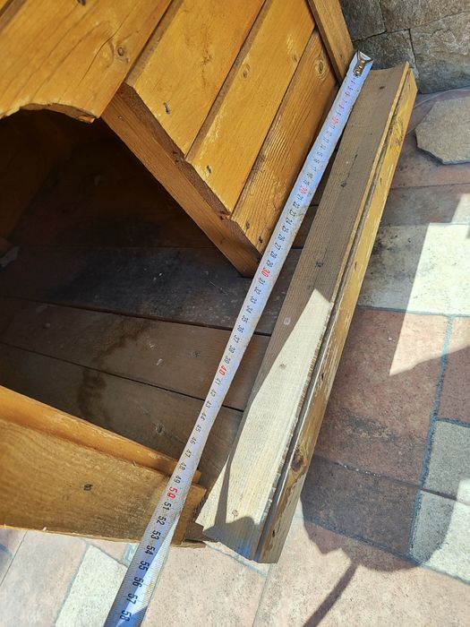 Къщичка за куче,запазена,използвана рядко