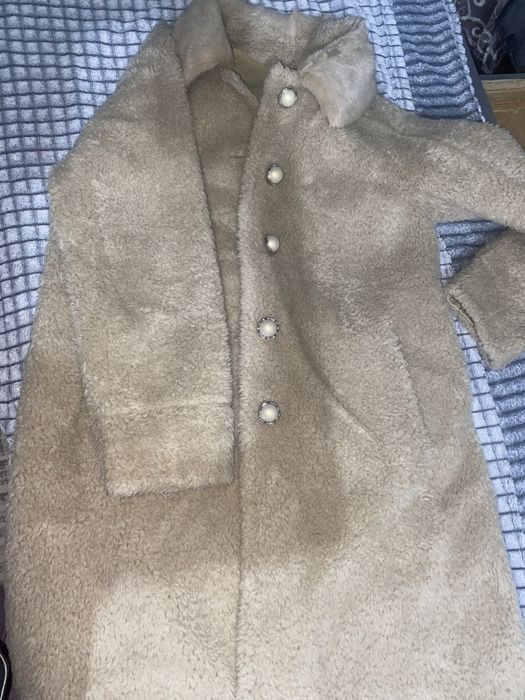 Продам тёплую женскую шубу