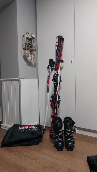 Продам горнолыжный комплект