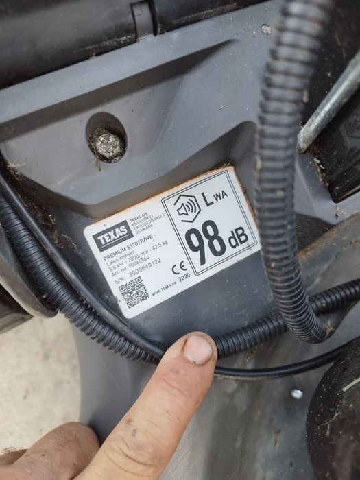 Продавам самоходни косачки