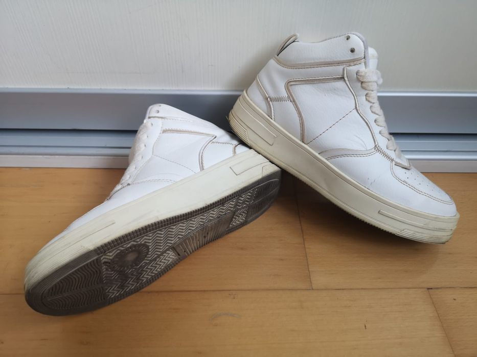 Ghete albe piele