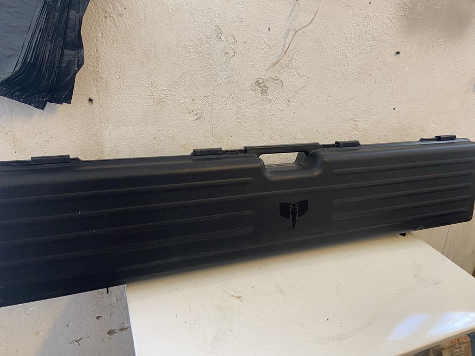 Калъф и кутия за оръжие