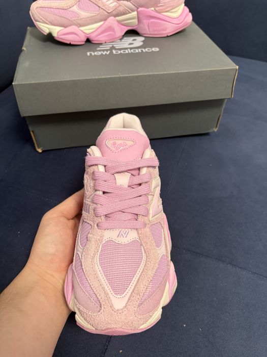 New Balance 9060 Pink Overdye marimea 38