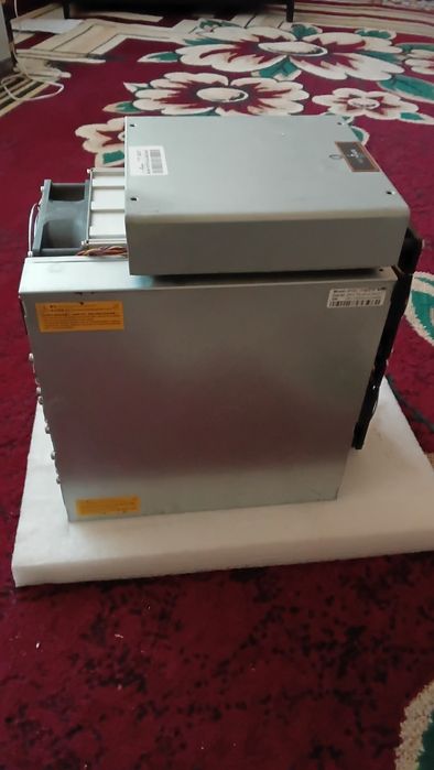 Asic  ANTMINER  T17_42th   продам на запчасти