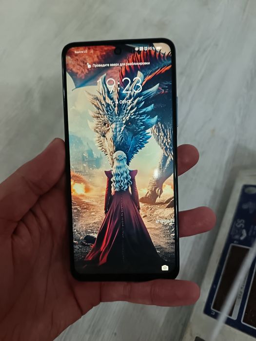 Хонор 10 лайт сотилади