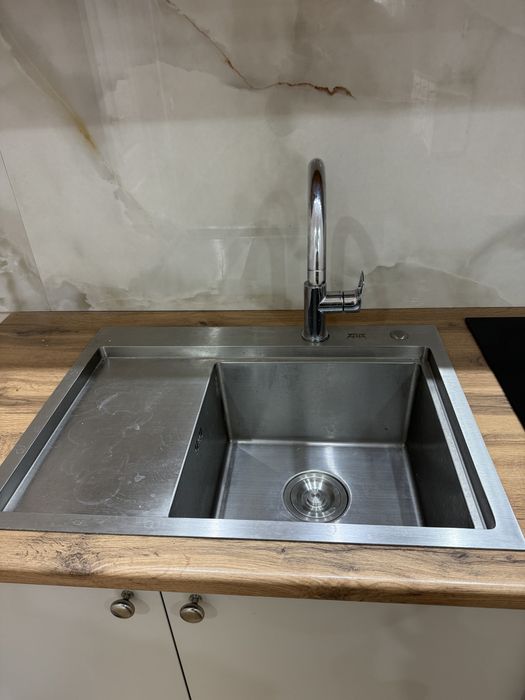 Кухонный гарнитур в идеальном состоянии