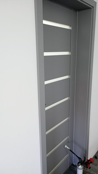 Montaj uși interior