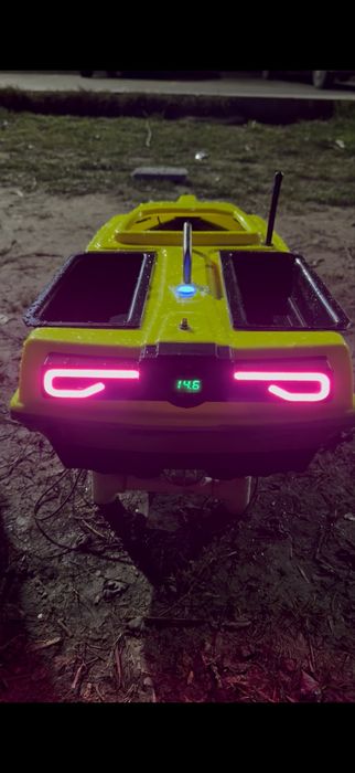 Navomodel de plantat/pescuit,autopilot,baterii,reparatii.