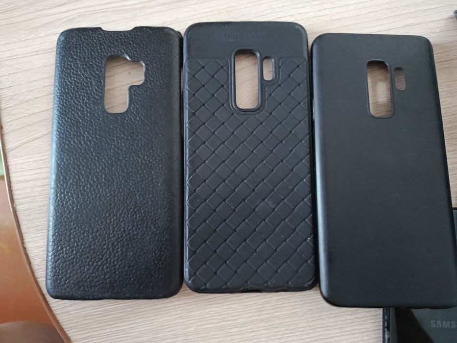 Продам телефон Самсунг GALAXY S9+