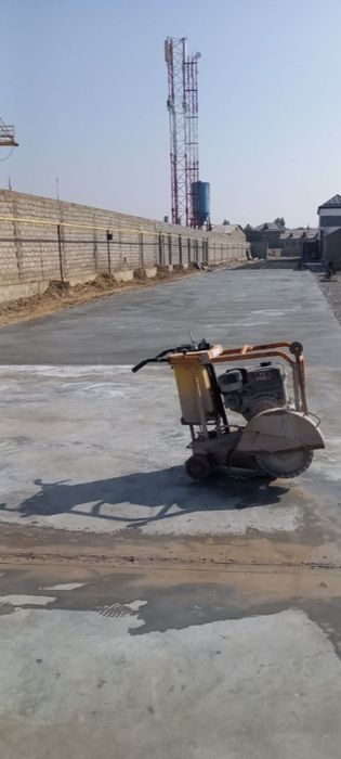 Asfalt kesish beton kesish shov ochish xizmatlarini qilamiz 
Мы предос