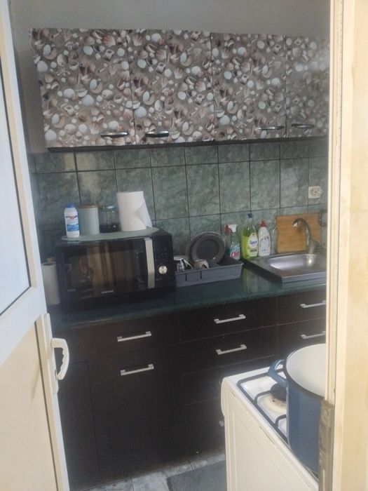 Închiriez Garsoniera