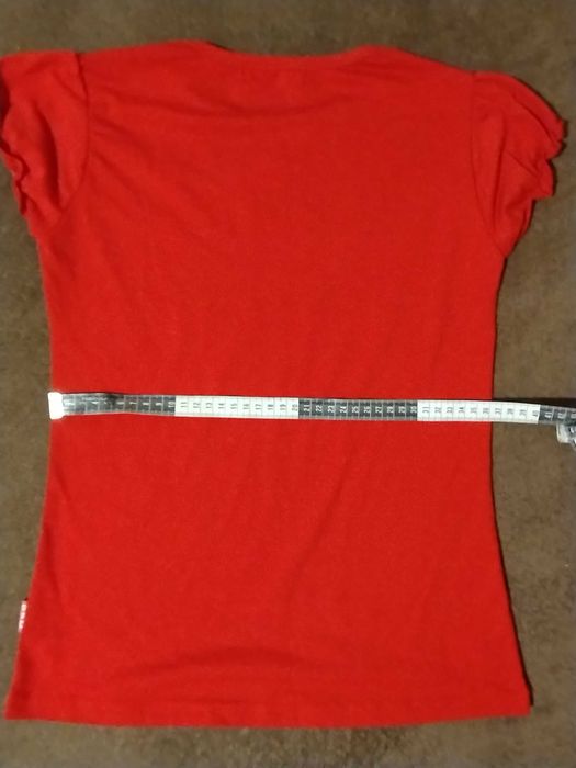 Блузка с къс ръкав за момиче, червена с пеперуди.