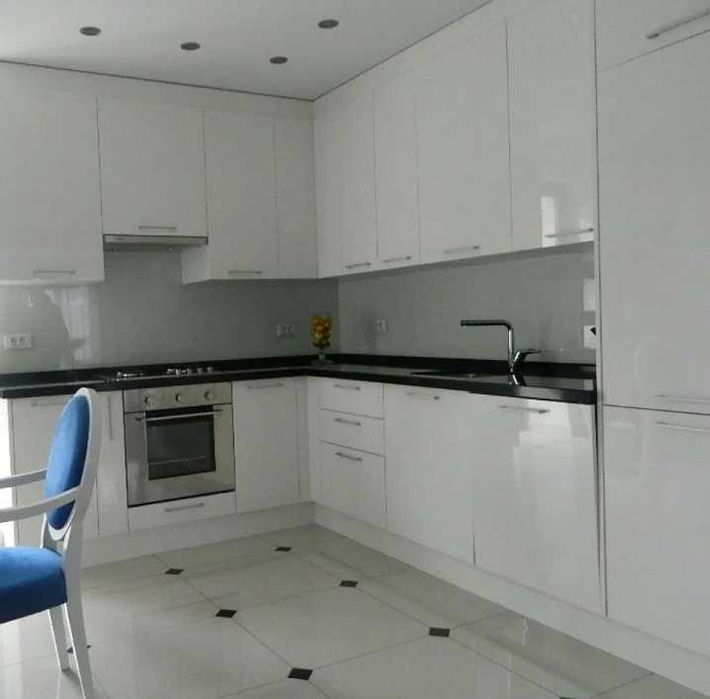 Дава се под наем Двустаен апартамент в Пловдив, Каменица 1 - 63 кв.м за 357 € - Снимка #1