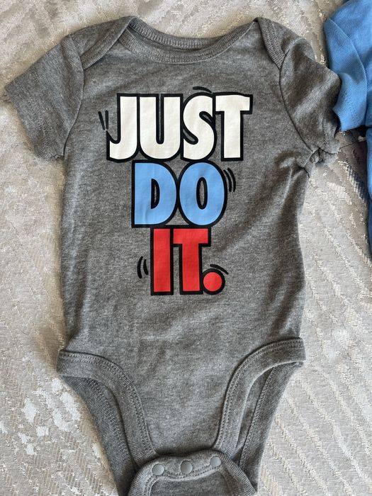 Бодита на Nike 3 броя