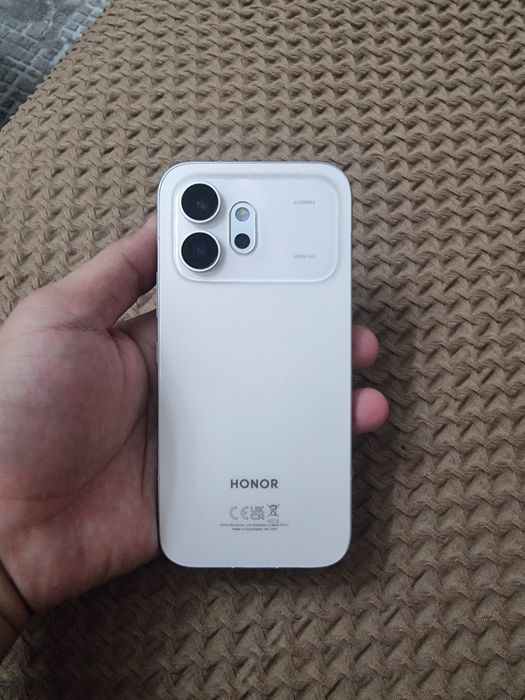 Honor 600 ideal srochna sotiladi