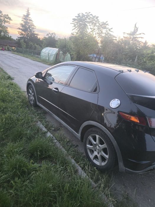 Продавам Honda civic 2.2