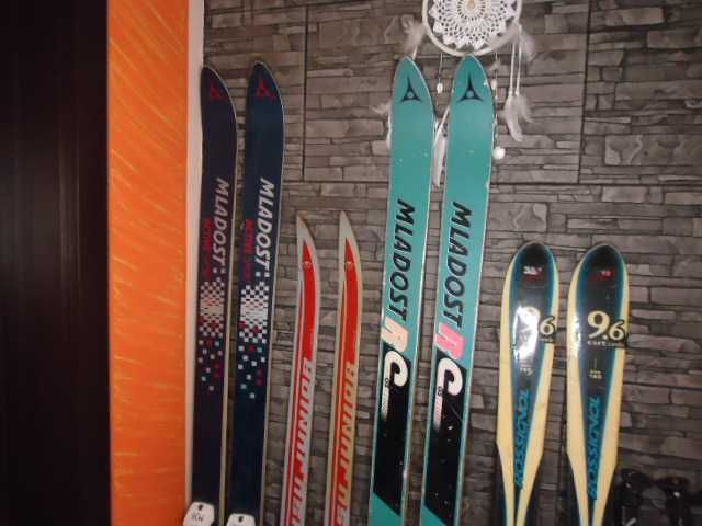 ски Младост , ски rossignol ,с апаратите / щеки scott