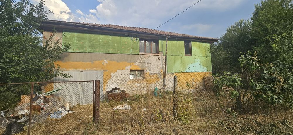 Къща - гредоред, Гр.Перник,  Чешкарева махала