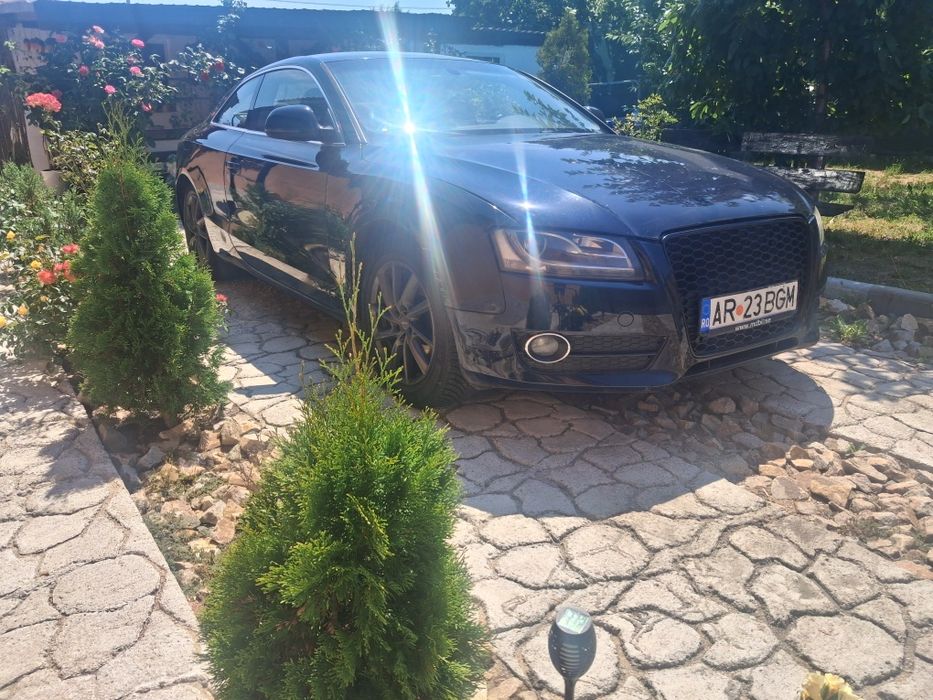 Vind un audi a5 din 2008
