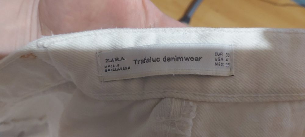 2 Blugi  Mango si Zara, marimea 38