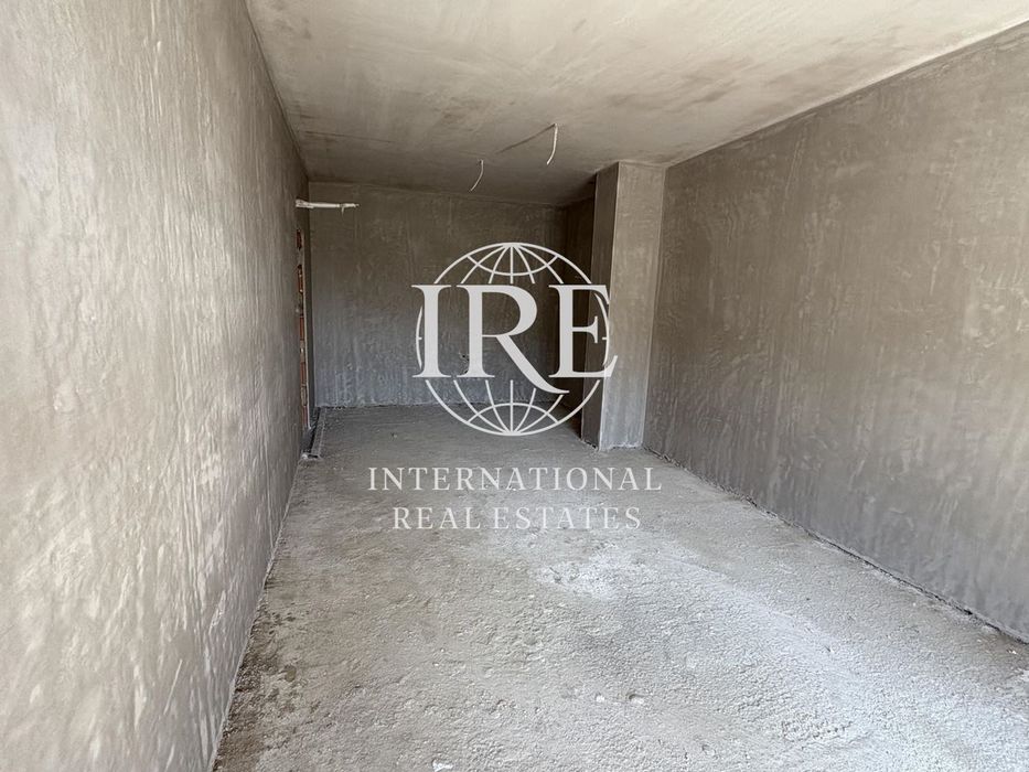 Продава се Двустаен апартамент в Варна, Изгрев - 86 кв.м за 942 €/кв.м - Снимка #1