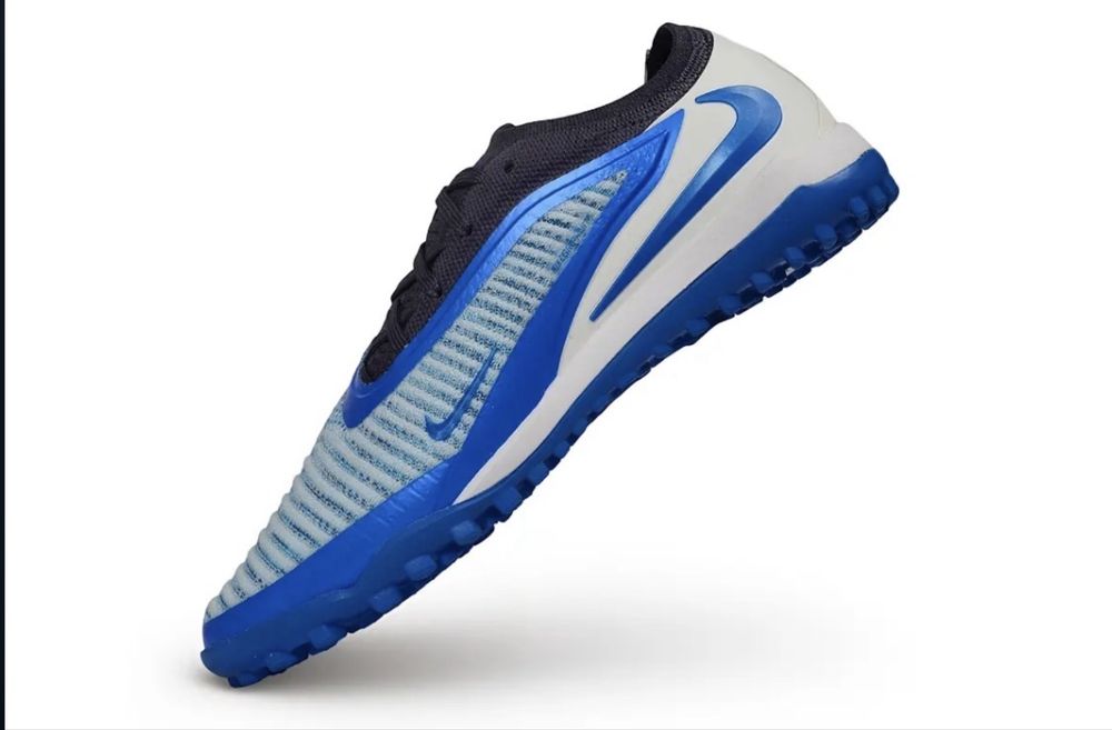 Nike Phantom