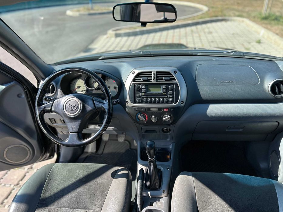 Vand Toyota RAV4 2.0 D4D 2003