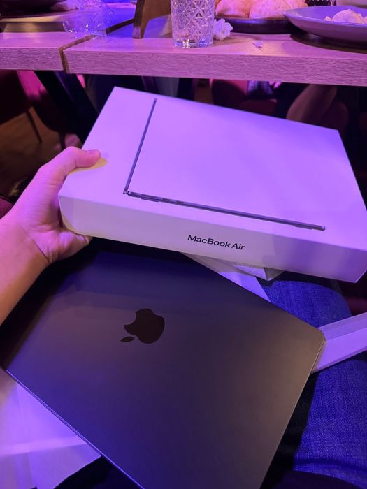 MacBook air 13 m2