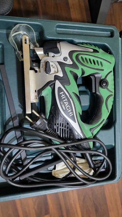 Электролобзик Hitachi CJ110MV