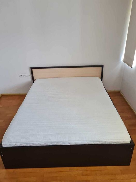 Легло с рамка и матрак