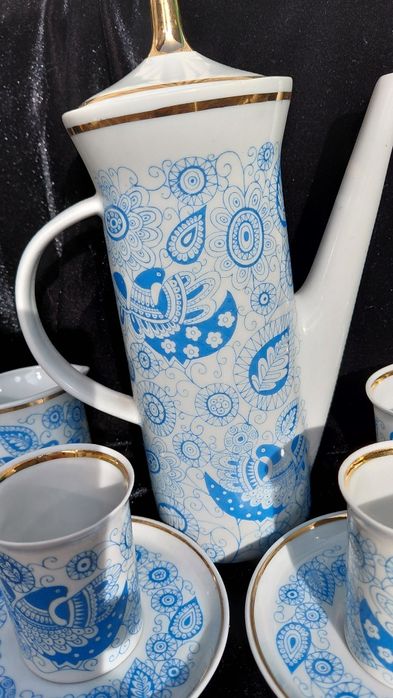 Нов неупотребяван Български порцеланов сервиз за кафе на Разград