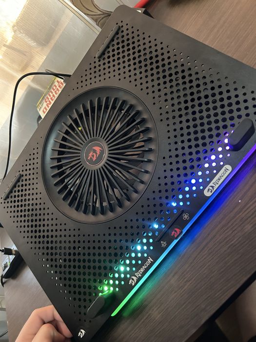 Vand couler laptop Redragon